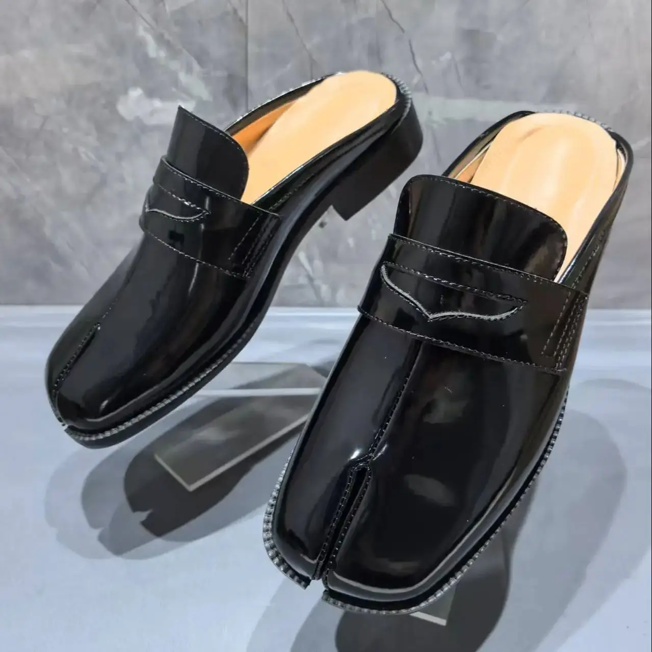 Split Toe Tabi Men's Slippers  - đánh giá và giá Shoes Heels Men