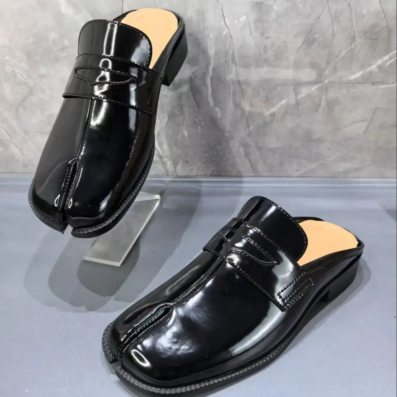 Split Toe Tabi Men's Slippers  - đánh giá và giá Shoes Heels Men