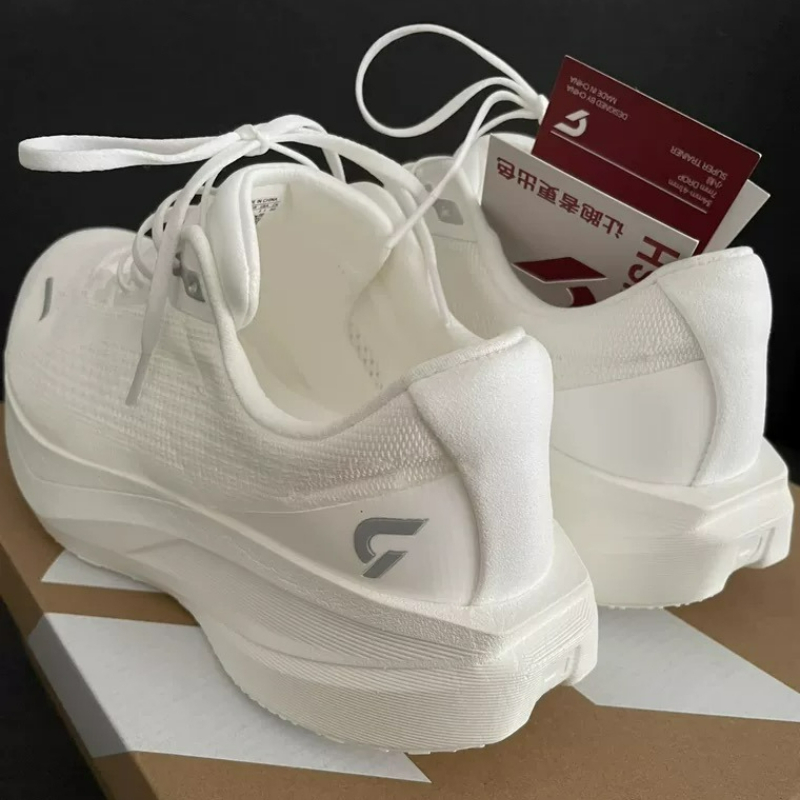 DYNAFISH Training Shoes For Me - đánh giá và giá Men'S Shoes Vs Women'S Size